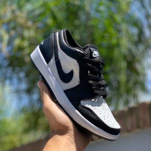 jordan blancas y negras